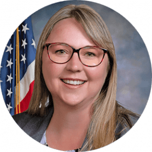 April Moore_circle